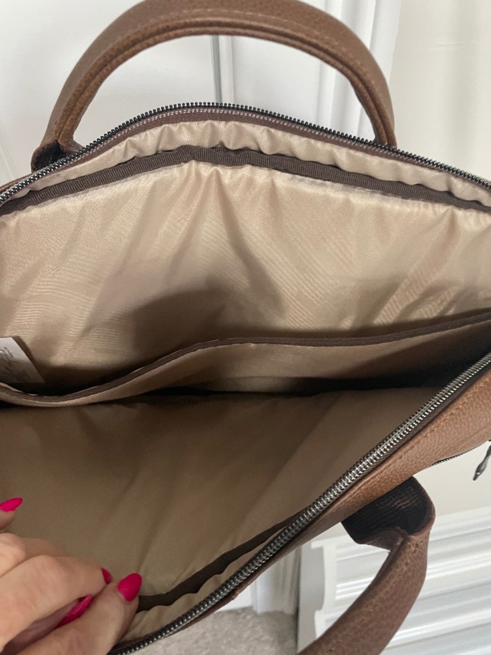 Unisex - Leather Computer/work Bag - Picture 6 of 7